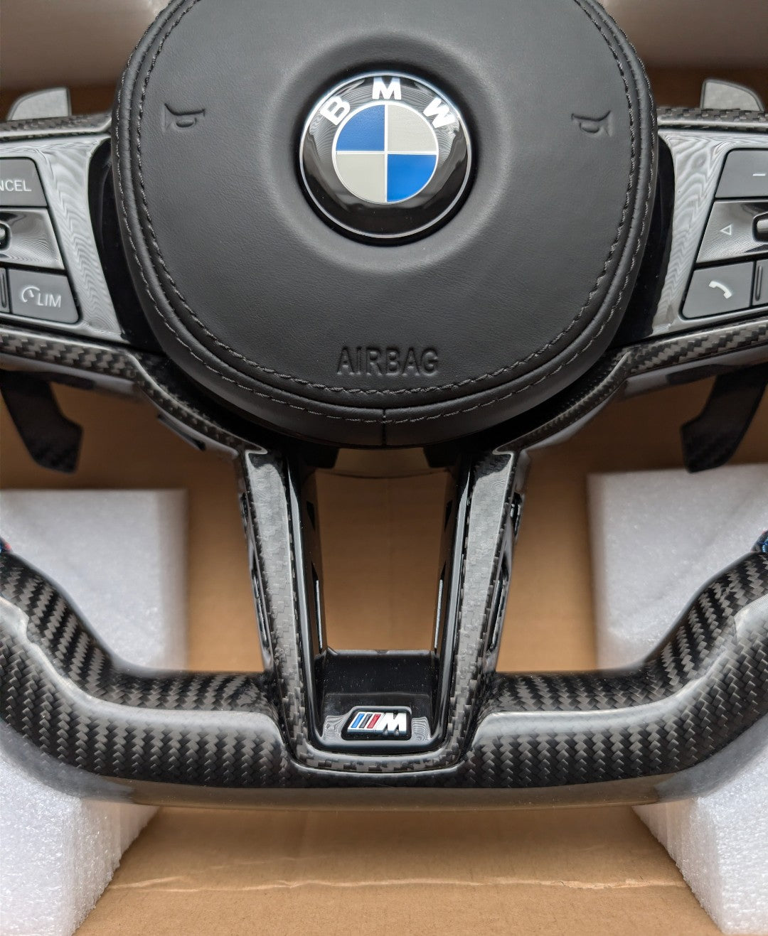 BMW G Series Flat Bottom Steering Wheel - Carbon Fibre & Leather
